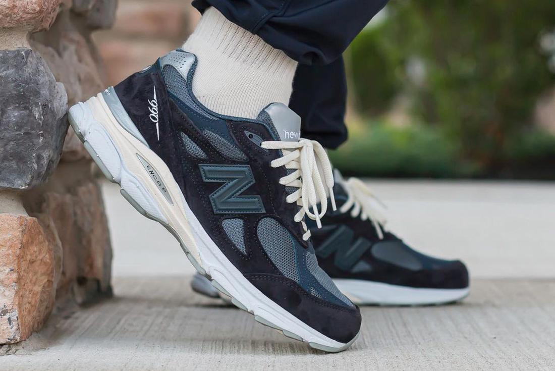 Kith New Balance 990v3 Genesis